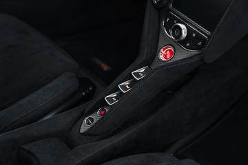 2021 Mclaren 765LT — миниатюра 16