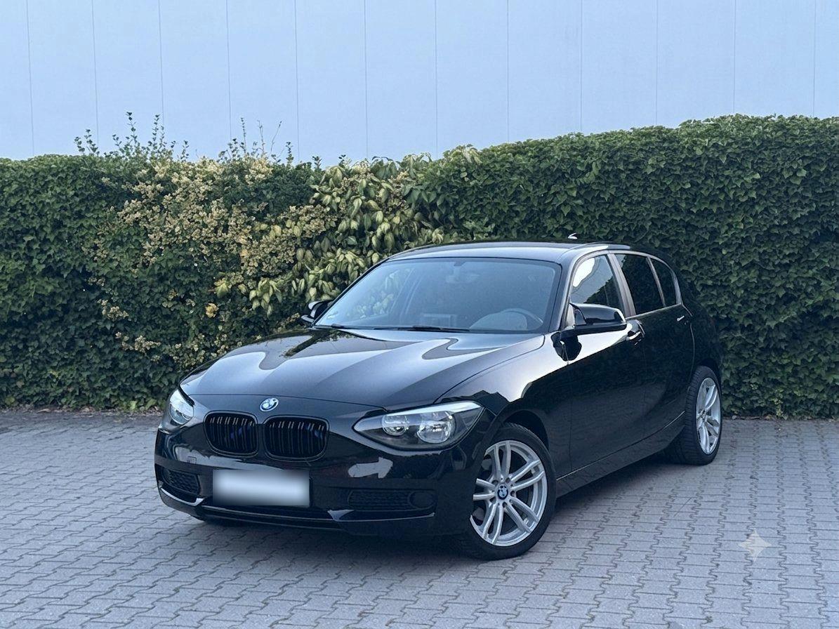 BMW 114