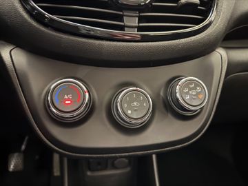 Bild 11 Opel Karl Edition Bluetooth Klima