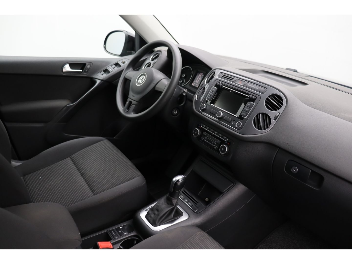 Fahrzeugabbildung Volkswagen Tiguan 2.0 TDI DSG 4Motion Trend & Fun AHK Xenon