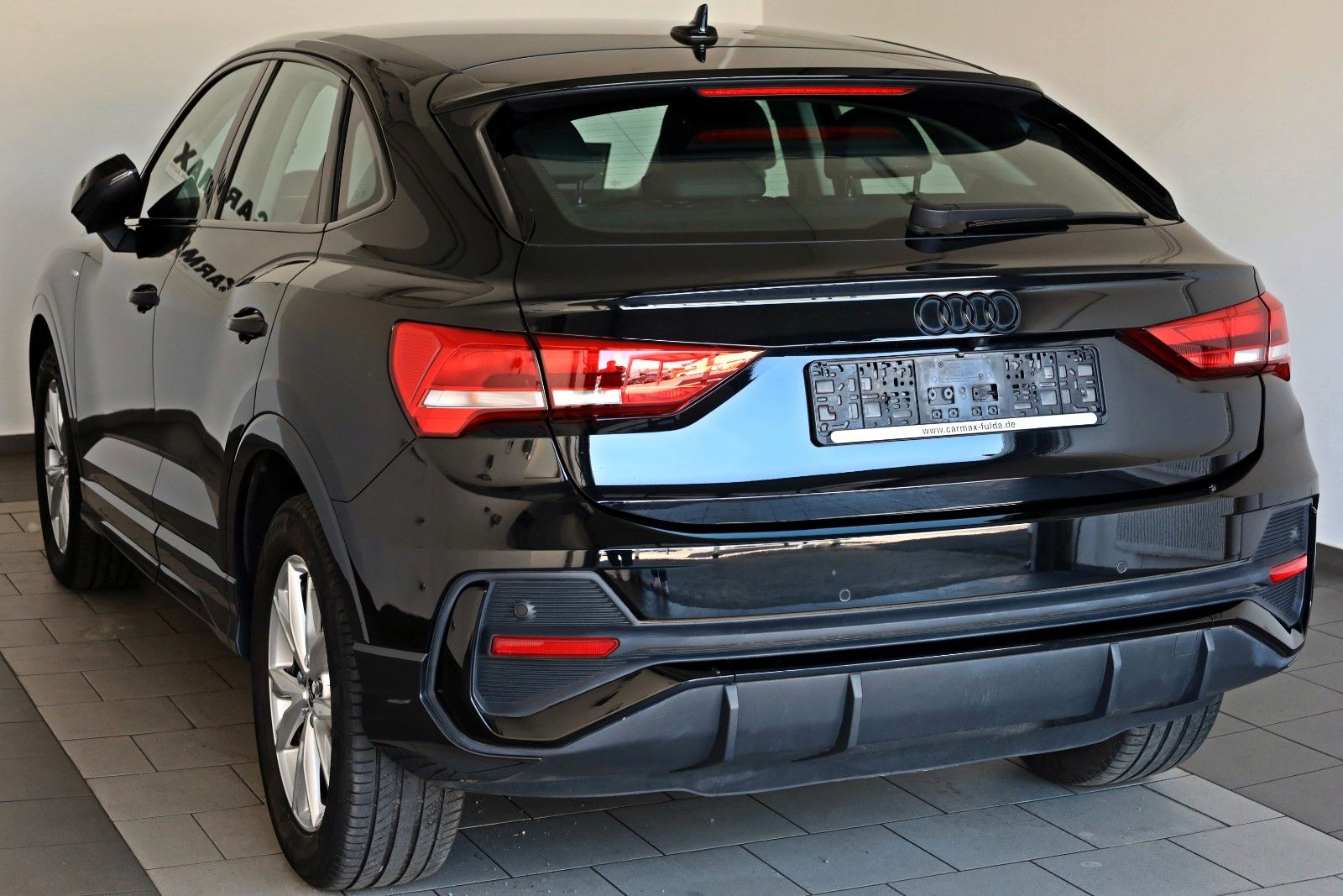 Fahrzeugabbildung Audi Q3 Sportback 35TFSI S line,Leder,Navi,Kamera,AHK