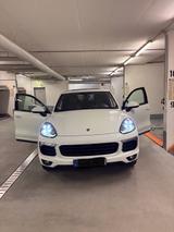 Porsche Cayenne 3.6, Automatik, Glas-SD, Luftfed. TOP ! - Porsche Gebrauchtwagen in München