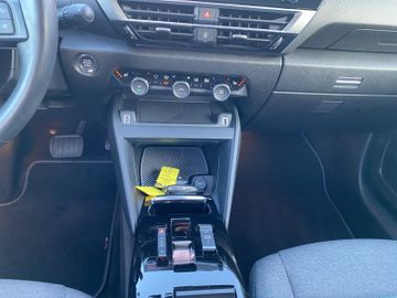 Citroën C4 Shine PT 130 Navi+SHZ+HUD+RFK+Carplay+LED+LM