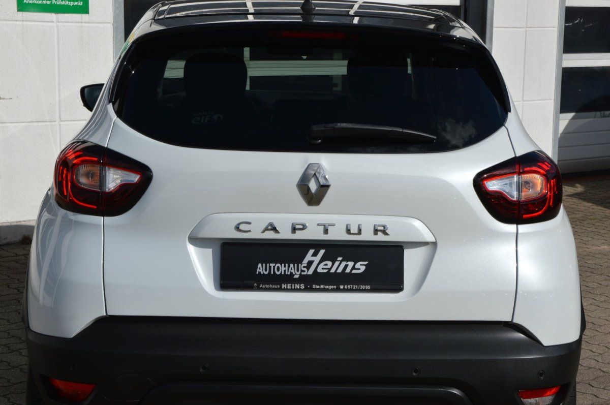 Fahrzeugabbildung Renault Captur   Limited SHZ Alu Ganzjahresreifen