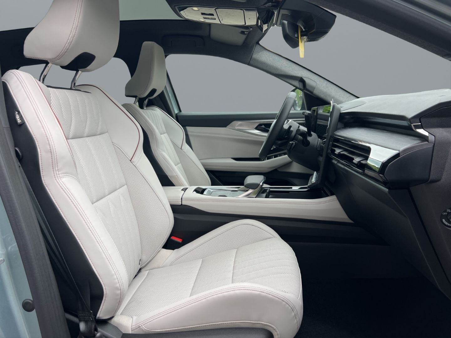 Fahrzeugabbildung Renault Espace VI Techno E-Tech Hybrid 1.2 Full 200 EU6e