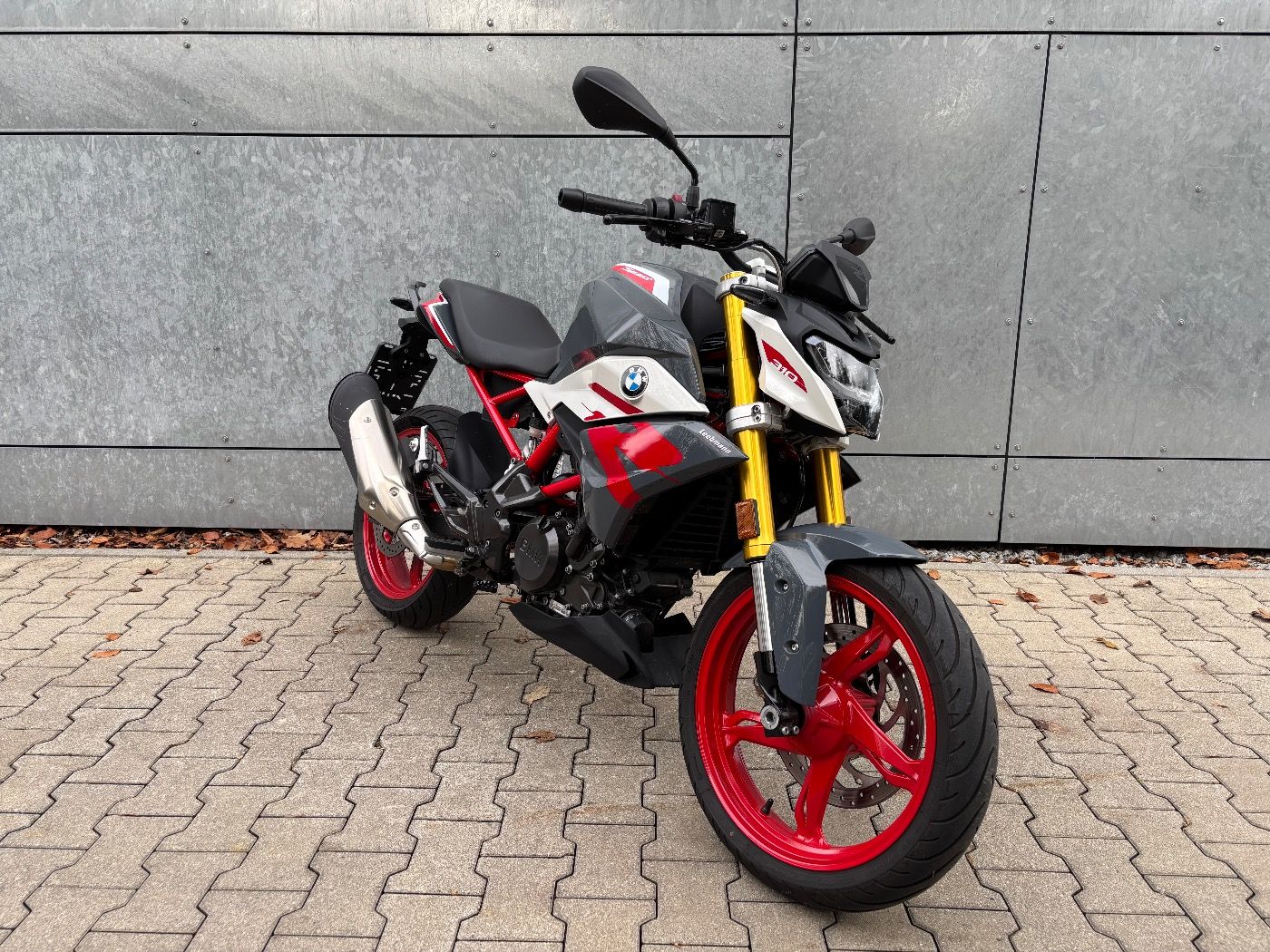 Fahrzeugabbildung BMW G 310 R Style Sport gepflegter Zustand
