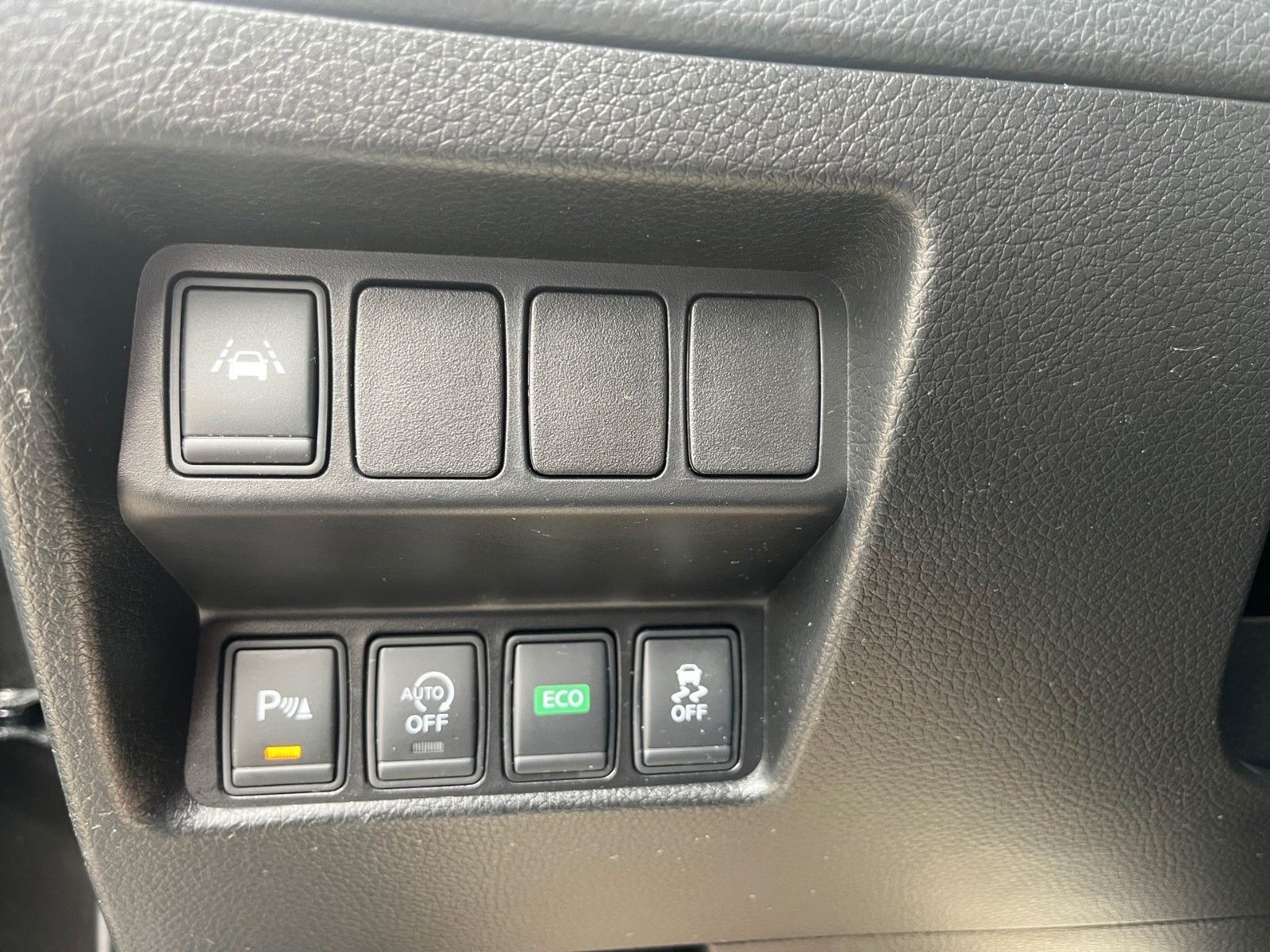 Nissan Qashqai 1.6 dCi Xtronic TEKNA – Bild 19