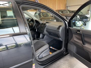 Volkswagen Polo IV Comfortlin *KLIMA*ELEKTR.FENSTER-SPIEGEL