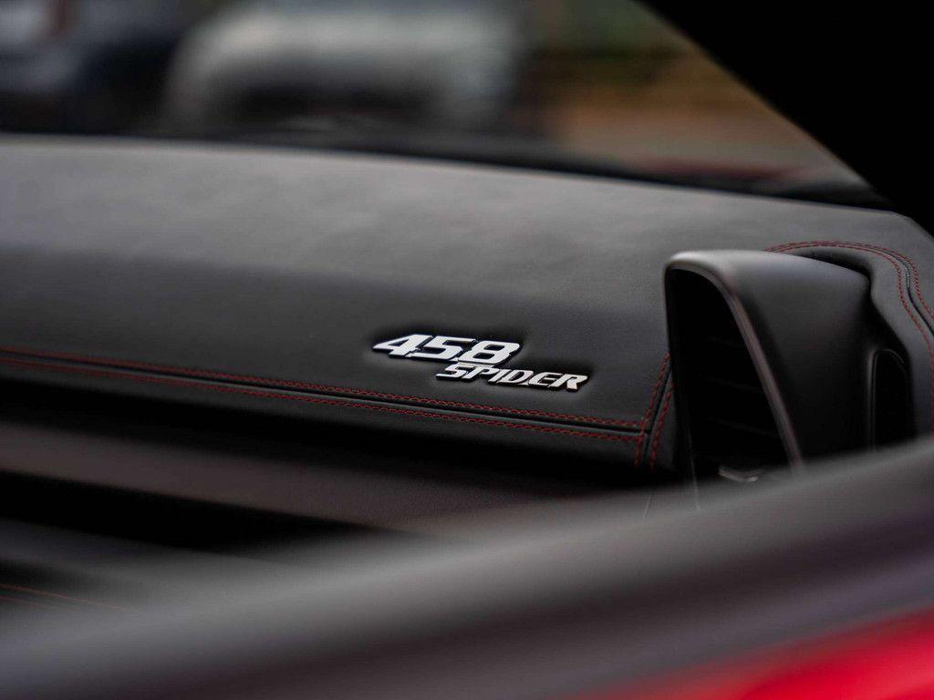 FERRARI 458 SPIDER 4.5I V8 - 571 ch