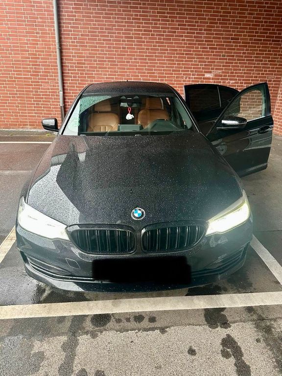 Image of BMW 520