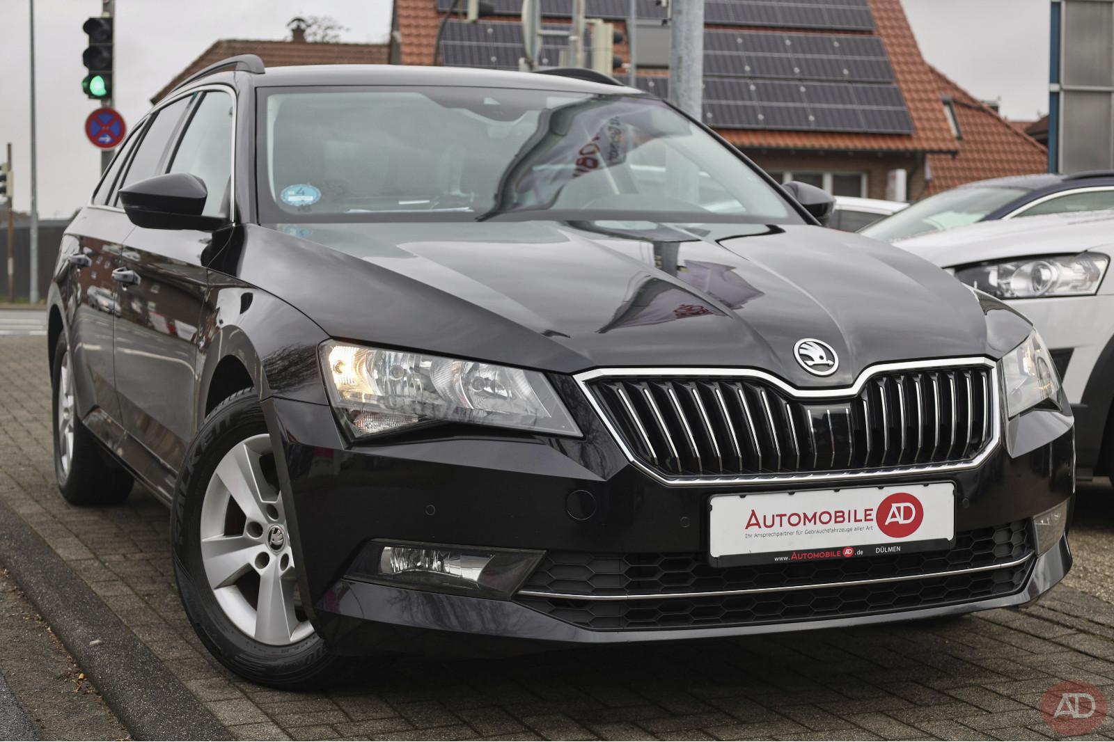 Skoda Superb Combi 2,0TDI DSG *Navi*AHK*Euro6*