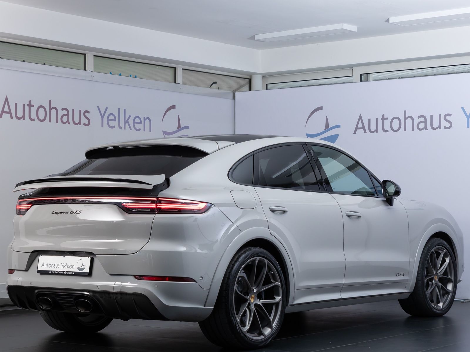 Porsche Cayenne Coupé GTS *GT-PAKET*172k€*CARBON*KERAMIK foto 4