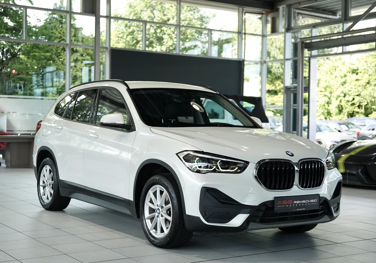 BMW X1 sDrive 18 I Advantage *1.H *Sportsitze *Leder, миниатюра 11