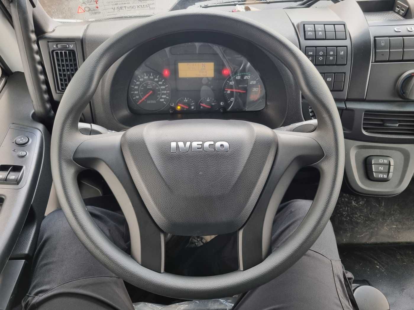 Fahrzeugabbildung Iveco Eurocargo 160-320 4x2 Meiller Kipper 2x AHK