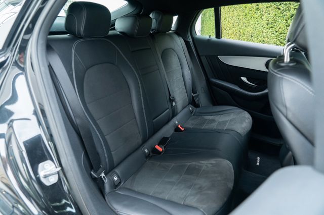 Mercedes-Benz GLC300 Coupe/ AMG LINE/ STANDH./ SPORT AGA/ LED