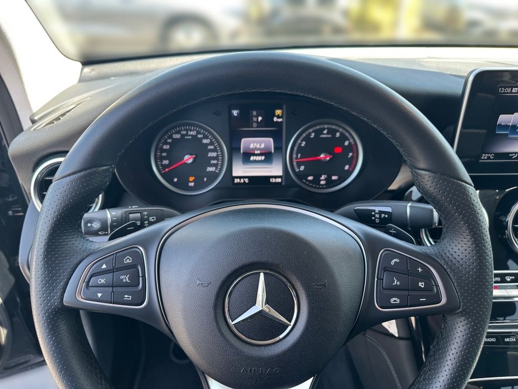 Fahrzeugabbildung Mercedes-Benz GLC 250 4M LUXURY LED SHZ Tempomat KAM CD