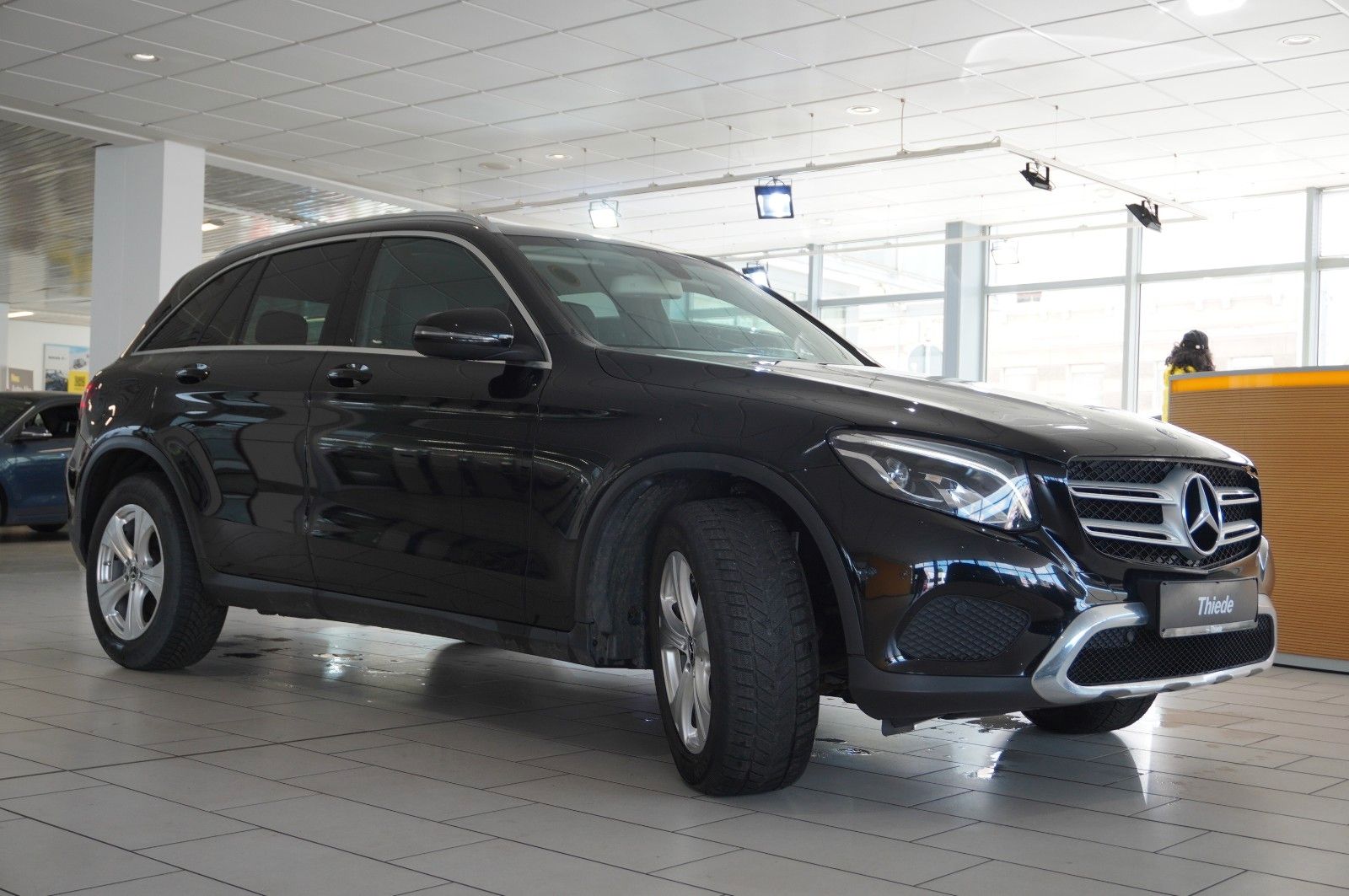 Fahrzeugabbildung Mercedes-Benz GLC 250D EXCLUSIVE 4M 9G-TRONIC NAVI/LED/SPORT