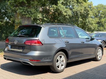 Volkswagen Golf - 12