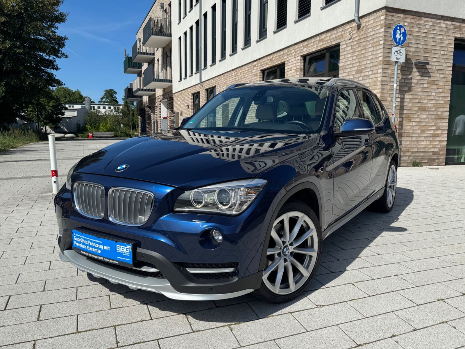BMW X1 - 1