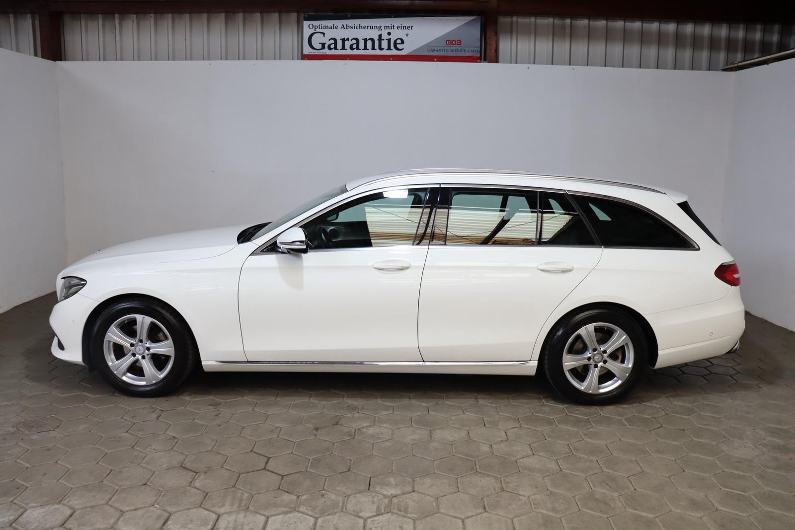 Mercedes-Benz E 220 d Avantgarde COMAND*MULTIBEAM*AHK