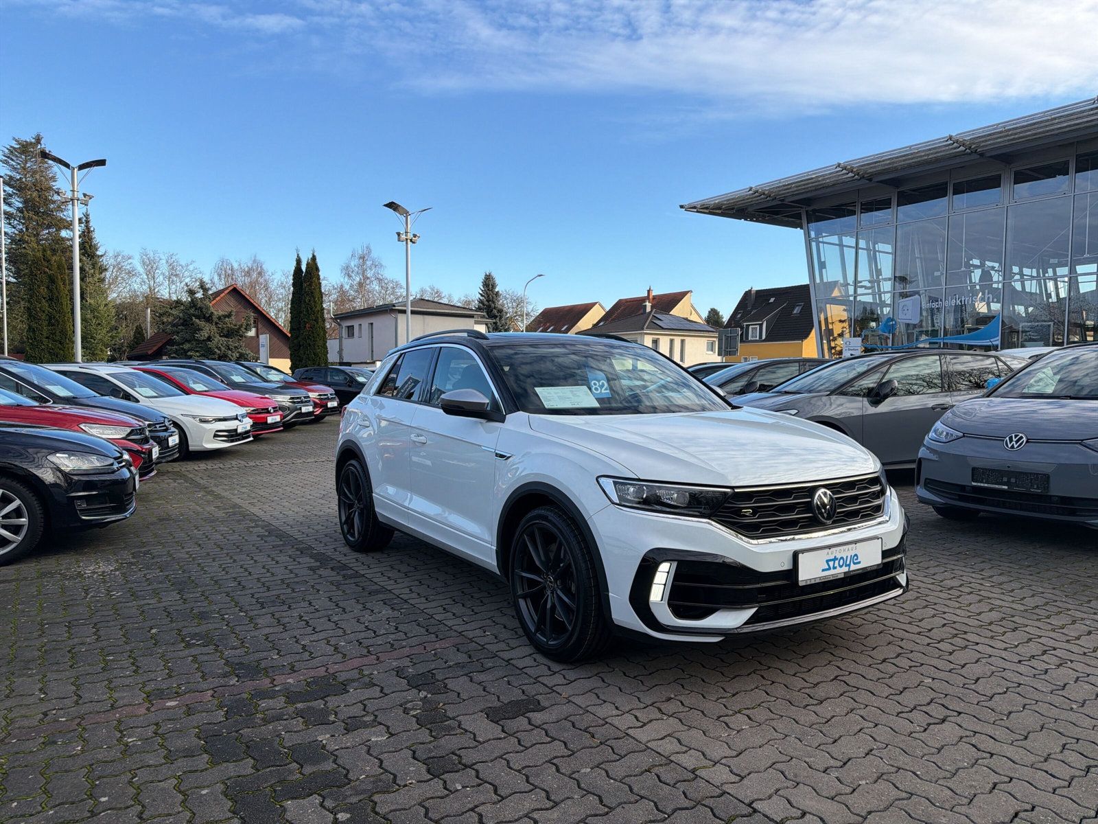 T-Roc R 4M Akrapovic PANO Beats Navi Kamera R