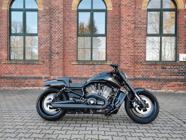 Harley-Davidson V-ROD Muscle VRSCF Traumbike mit viel Zubehör