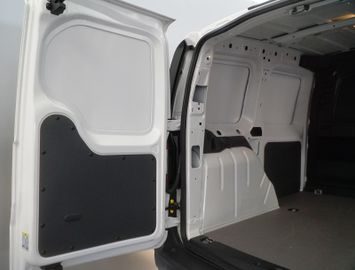 Volkswagen Caddy - 9