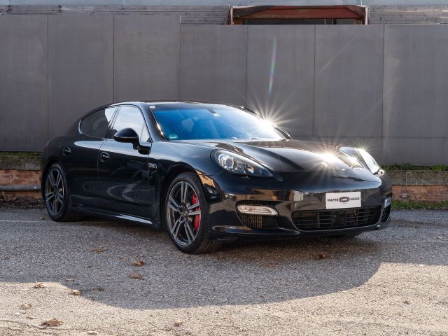 Porsche Panamera 4.8 Turbo S