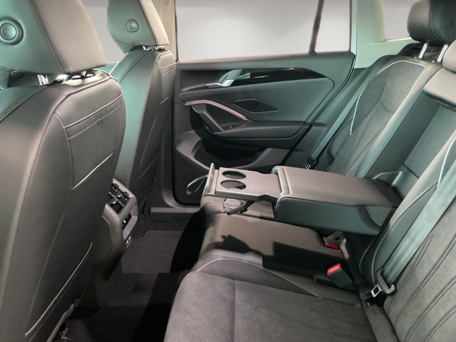Volkswagen Tiguan - Bild 12