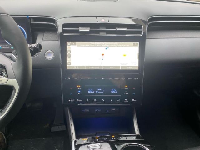 Fahrzeugabbildung Hyundai Tucson Trend Hybrid 1.6 2WD Assistenz-Paket+Lage