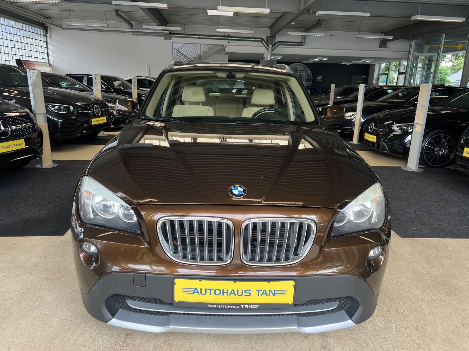 Fahrzeugabbildung BMW X1 xDrive 18 d 4x4 *MARAKESHBRAUN*