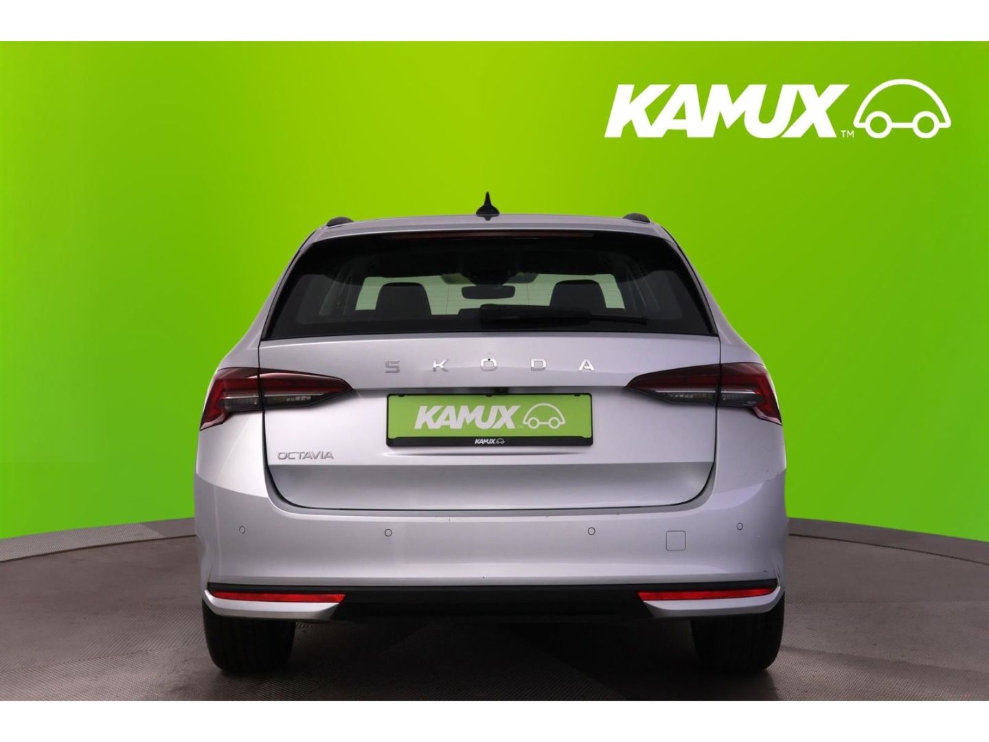 Skoda Octavia 2.0TDI Combi DSG Selection+LED+KAMERA foto 3