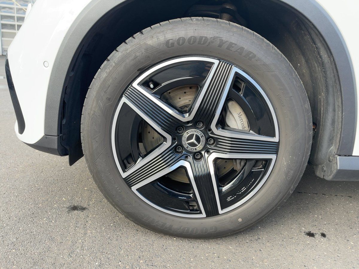 Fahrzeugabbildung Mercedes-Benz GLC 220 d 4M AMG/Night/Pano/Kamera/AHK