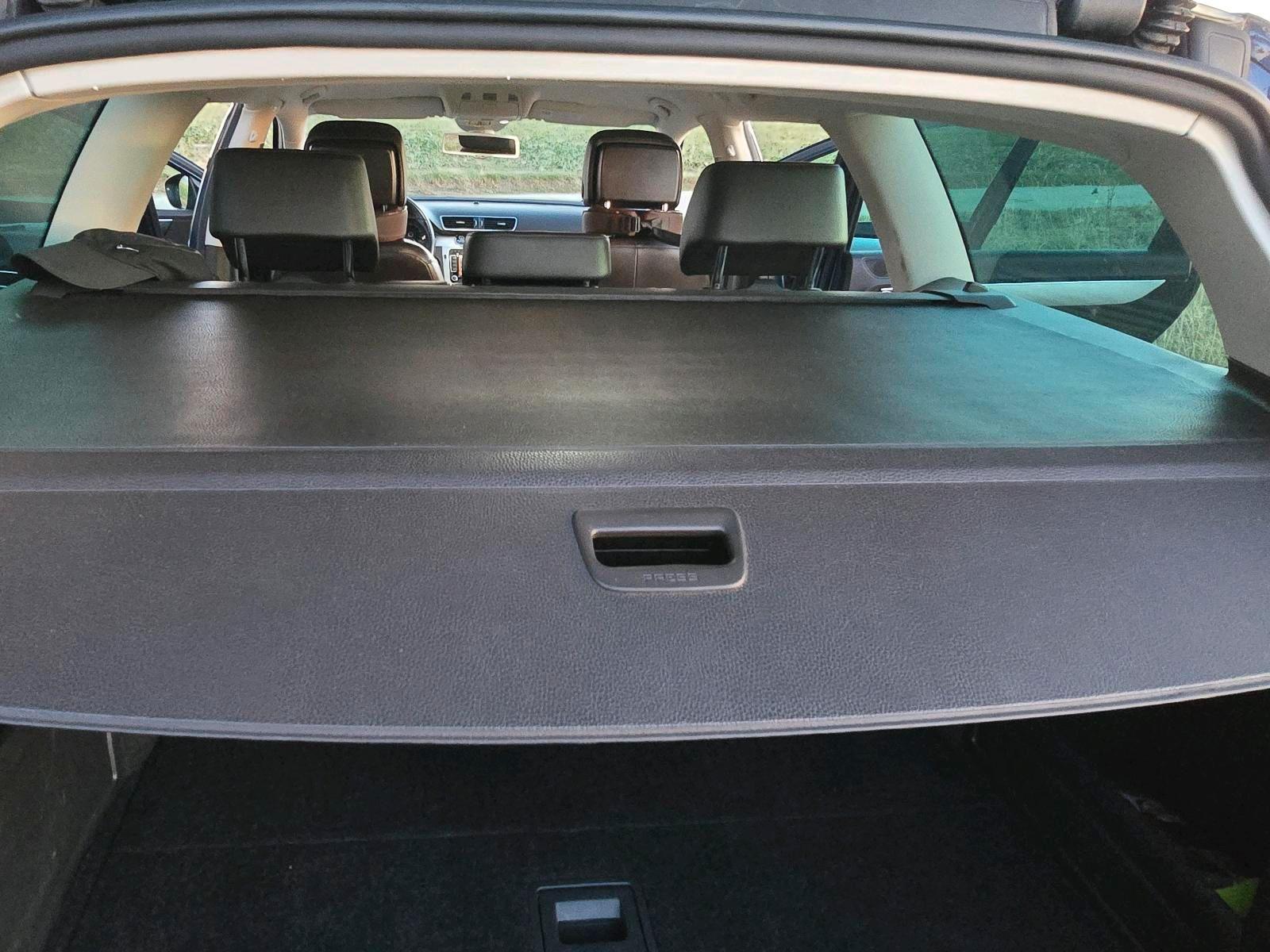 Volkswagen Passat 2011 — photo 14