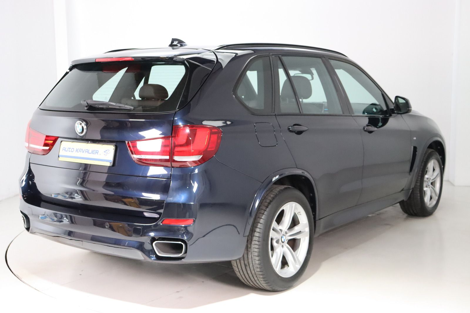 Fahrzeugabbildung BMW X5 xDrive30d M-Paket * Standhzg. * Memory