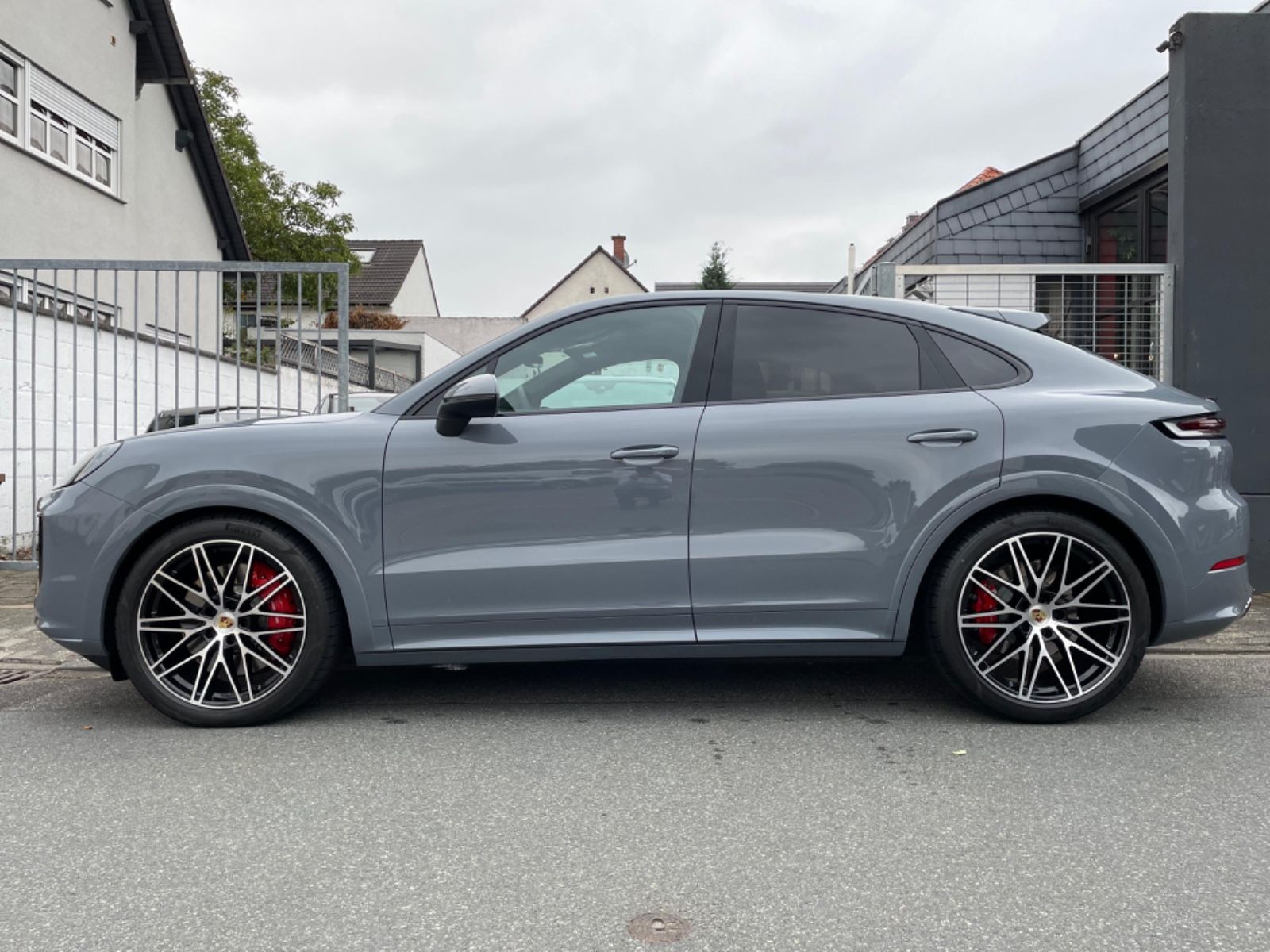 Fahrzeugabbildung Porsche Cayenne S Coupé V8 |PASM|Carbon|SportDesign|22"