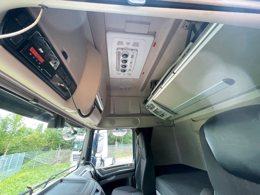 Fahrzeugabbildung DAF FT XF 530 SSC LD