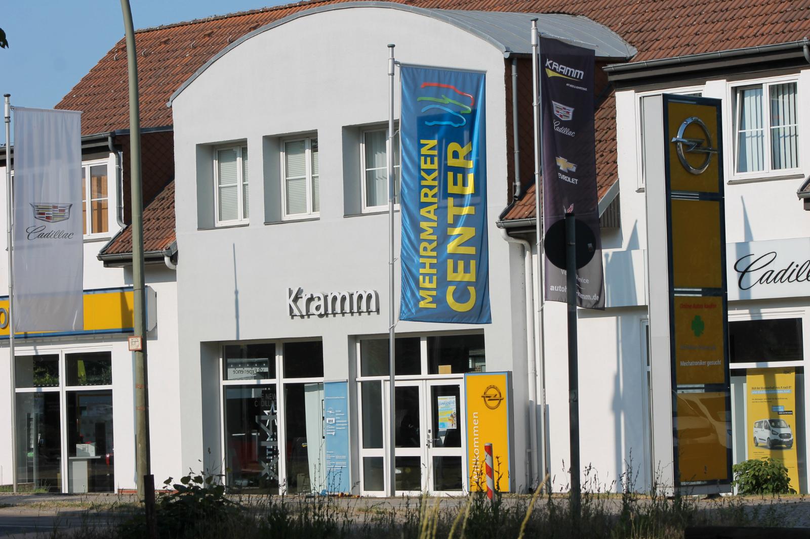 showroom-image-main