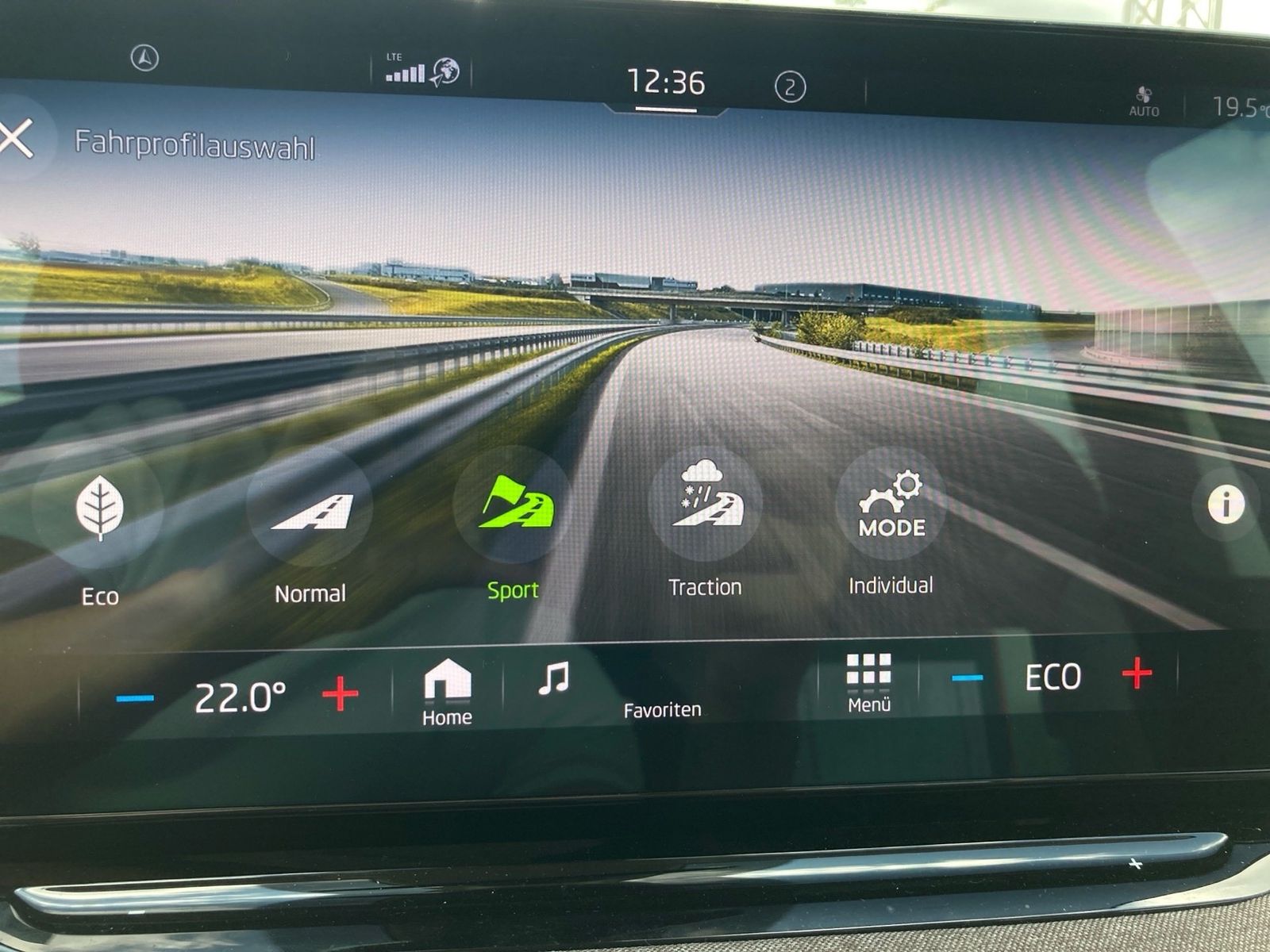 Skoda Enyaq - Bild 14