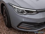 Volkswagen Golf VIII Move 1.5 TSI LED/ACC/Navi/2xPDC/Sitzhz - Volkswagen Golf: 2.5