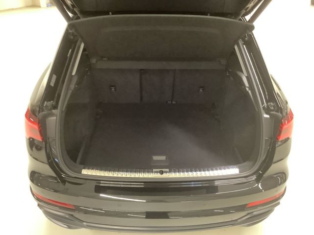 Q3 S line 40 TDI quattro S tronic,Navi,LED,AHZV,