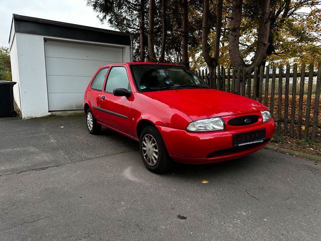 Ford Fiesta 1,3 / 2 Jahre TÜV NEU