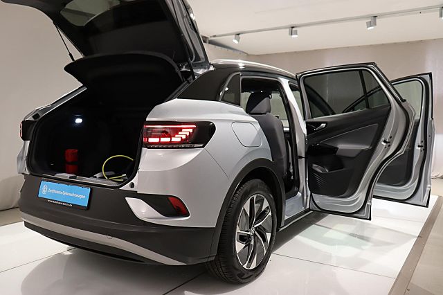 ID.4 Pure 125kW Wärmep. IQ-LIGHT Ganzjahresreife