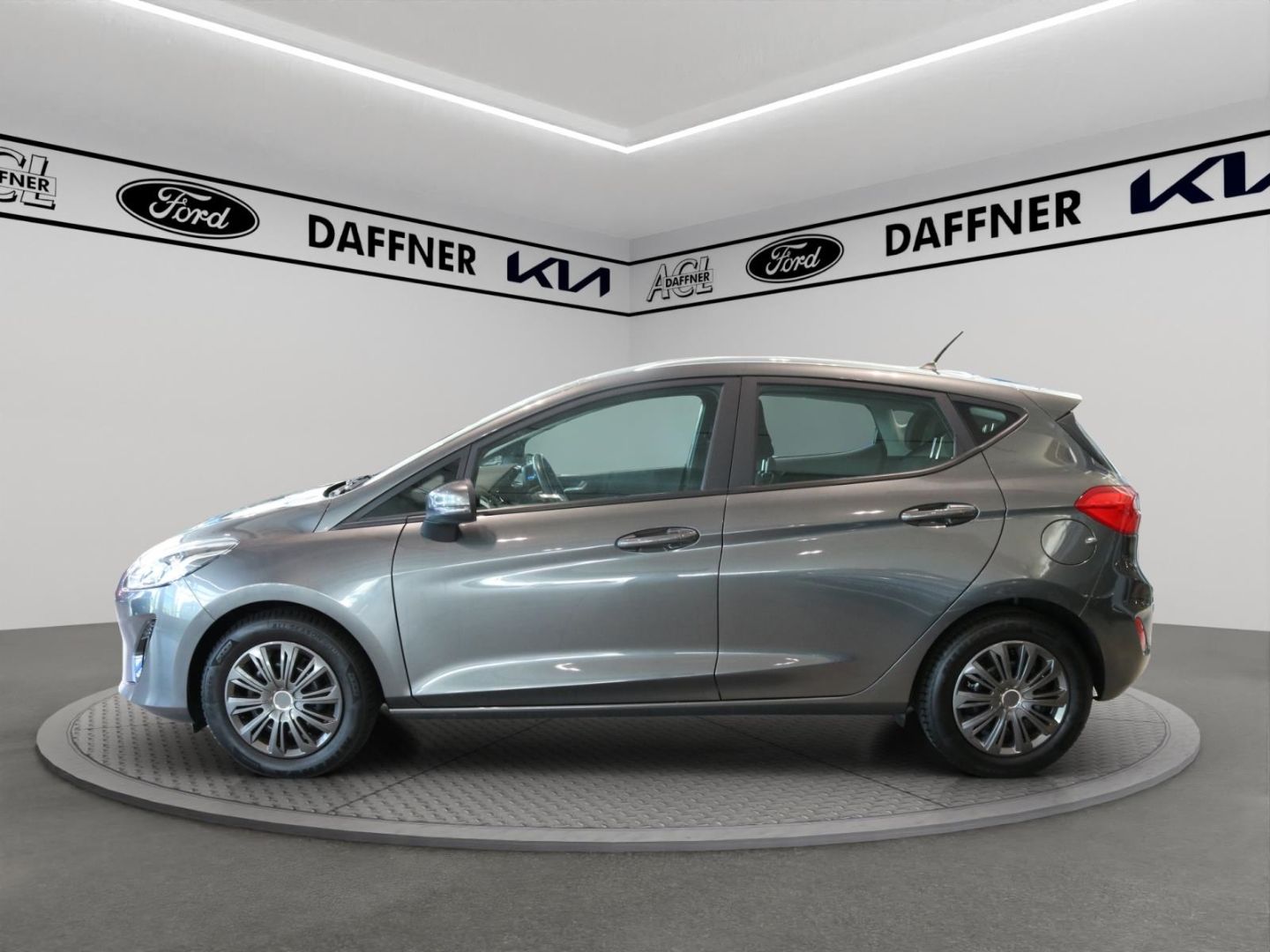 Fahrzeugabbildung Ford Fiesta Trend Apple CarPlay Android Auto WLAN Spu