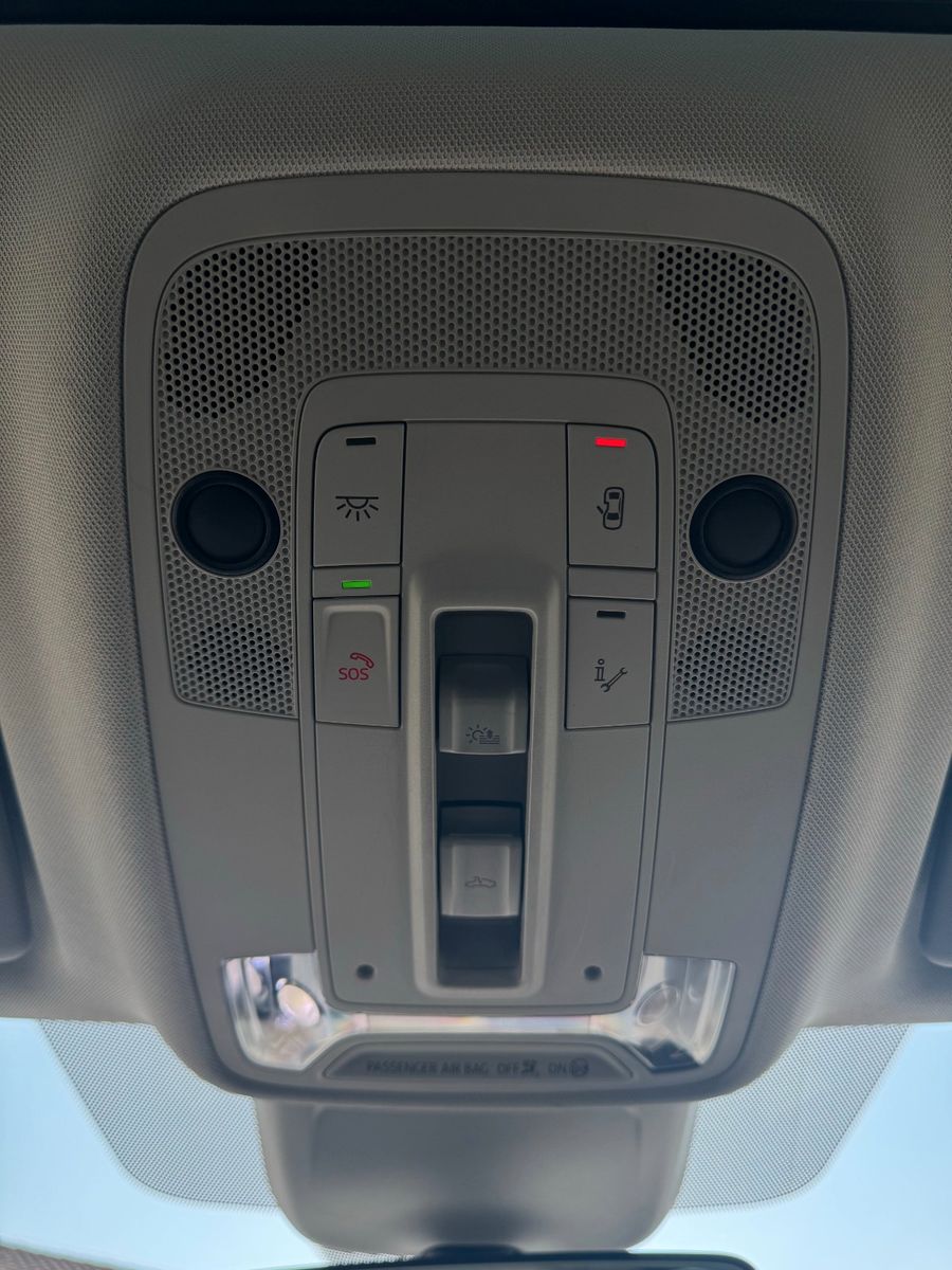 Fahrzeugabbildung Audi Q3 45 TFSI e S tronic Sonos Virtual Pano CAM ACC