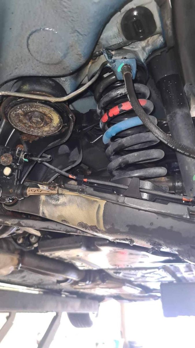 Fahrzeugabbildung Mercedes-Benz SL 500 TEMPOMAT ELEK.SITZE LEDER