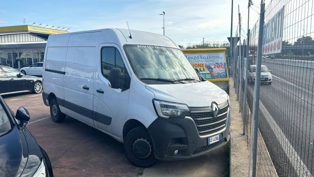 Renault Master T35 2.3 dCi 135 TETTO ALTO LUNGO