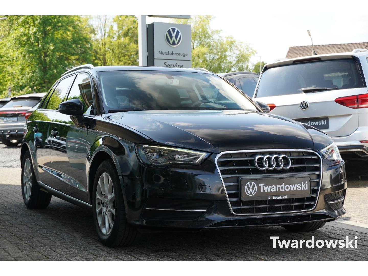 Audi A3 Sportback Attraction MMI Easy APS SHZ Tempoma