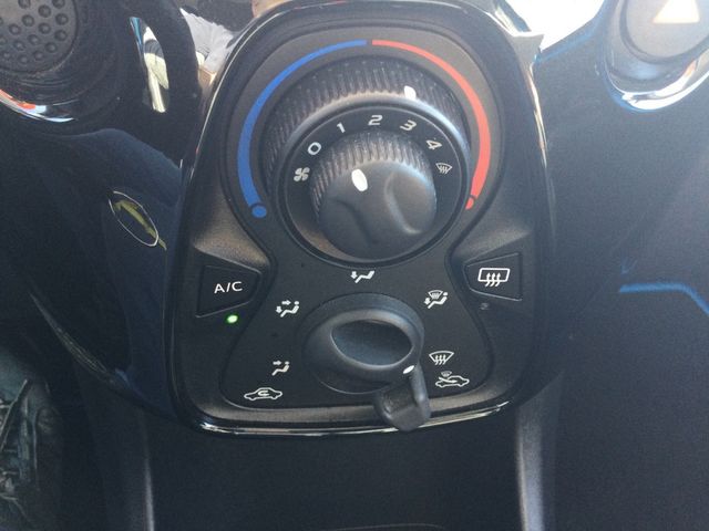 AYGO 1.0 x-cite KLIMA RÜCKFAHRKAMERA