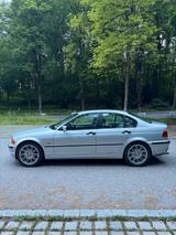 BMW 318i - - BMW 318 aus 2000: 318i